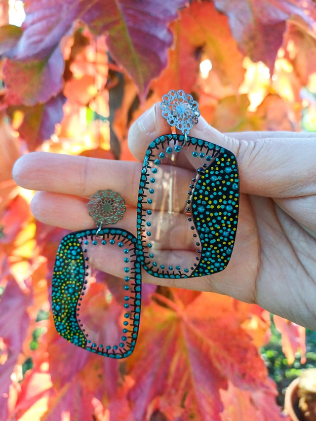 Collection Céleste - Boucles d'oreilles verres de lunettes - Nuance de Bleu