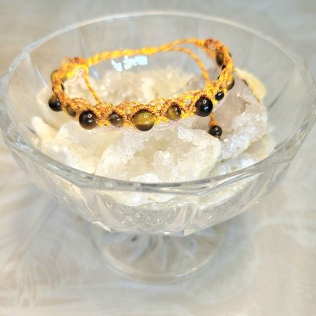 Kit Bracelet ajouré Oeil du tigre (micro-macramé fils orange et jaune, œil du tigre pierre naturelle)
