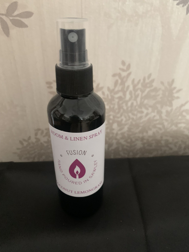 Coconut &amp; lemongrass Room &amp; Linen Spray 100ml