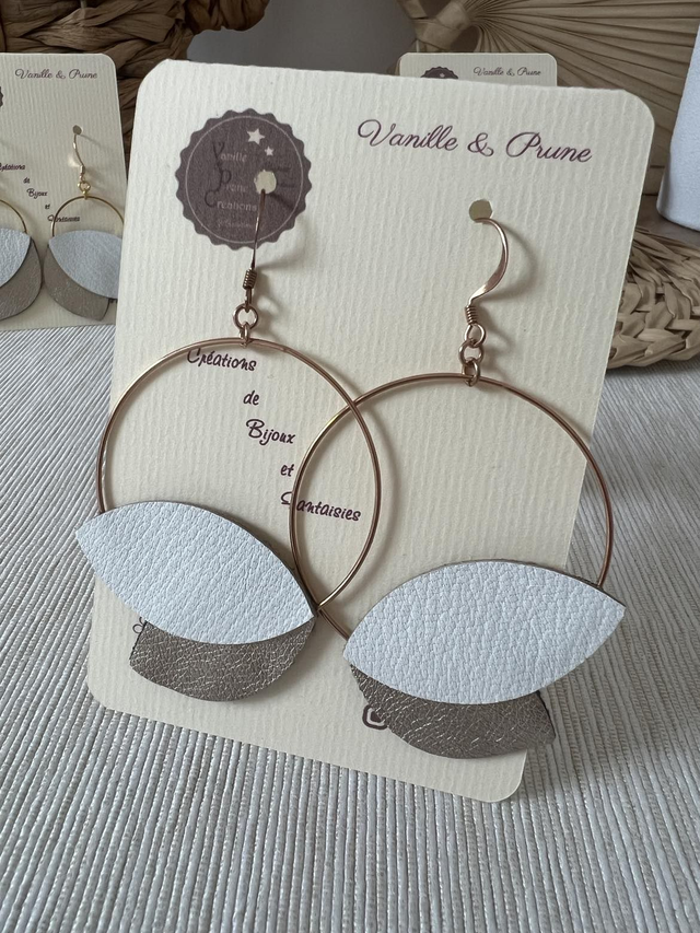 Boucles d&#039;oreilles Penny cuir et simili, bijou upcycling rose gold