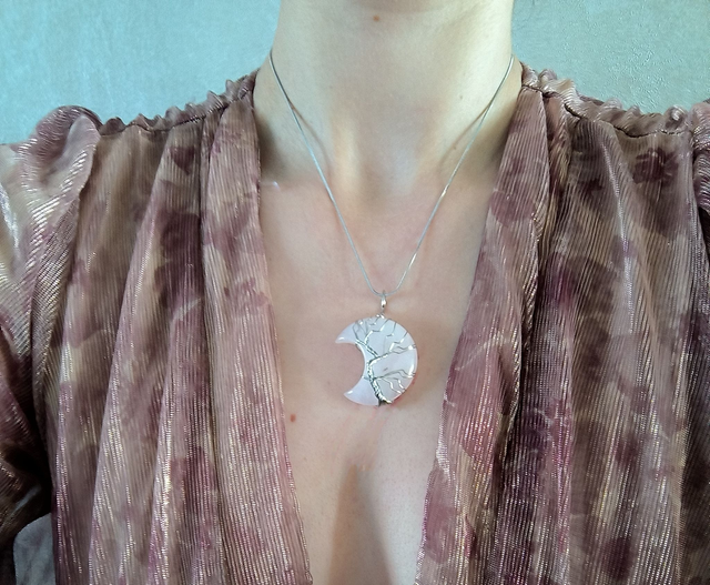 Croissant de Lune , cerclage Arbre de vie Quartz Rose