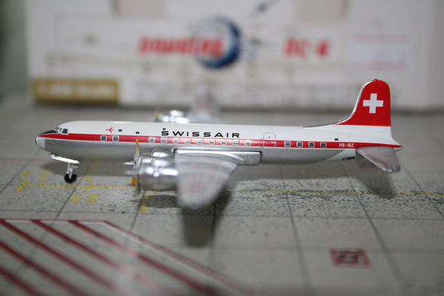 Swissair DC-6 (HB-IBZ), 1:400 Aeroclassics