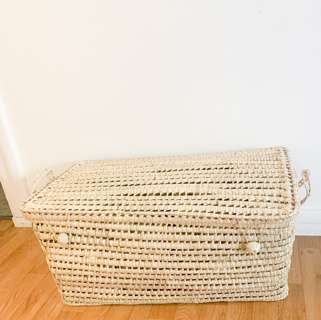 Coffre en palmier tressé 