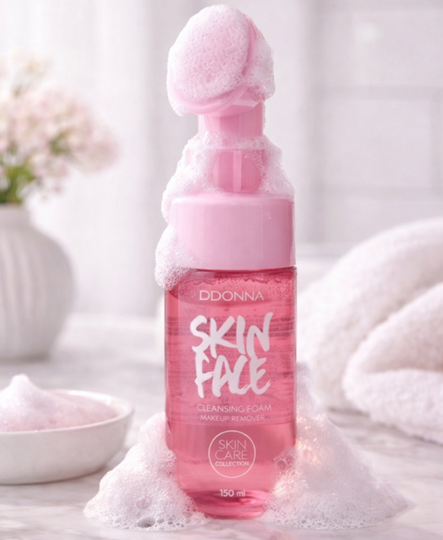 Mousse nettoyante et démaquillante Skin Face