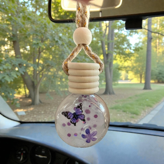 Handverzierter Auto-Lufterfrischer aus Glas – individuell befüllbar