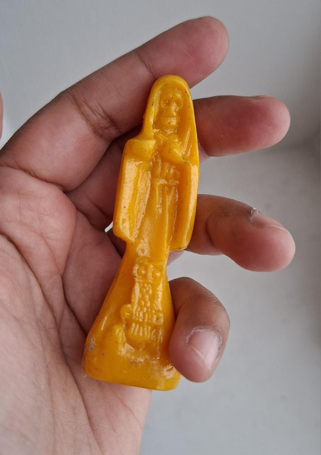 Statuette Santa Muerte jaune 7cm