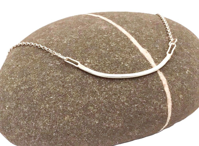 Curved bar necklace - sterling silver