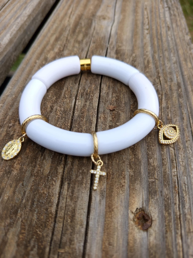 Bracelet perles tubes incurvées acrylique Sara Ki Jyoti