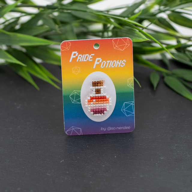 Lesbian Potion – Cross-Stitch Pin