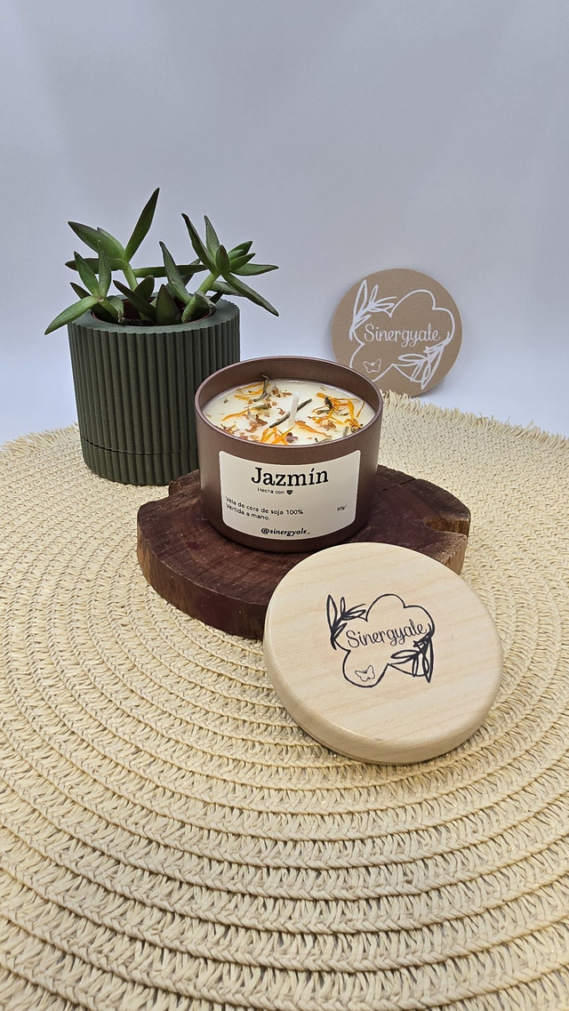 Vela en lata - Jazmín