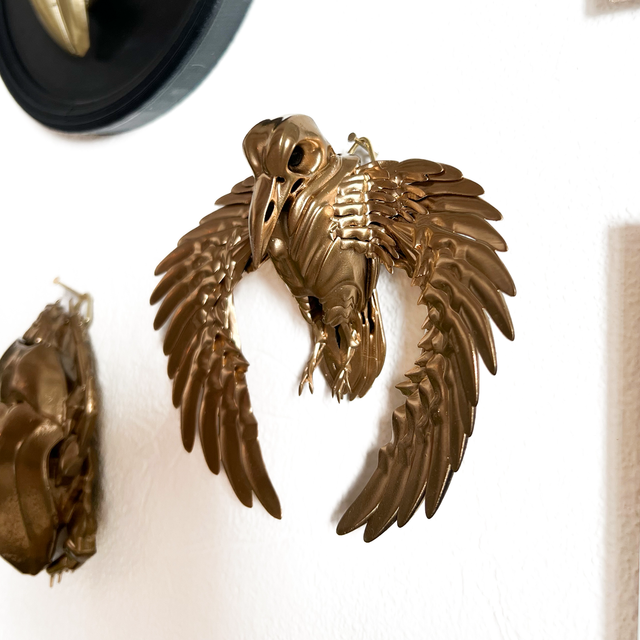 MATTHEW - Décoration murale corbeau doré 