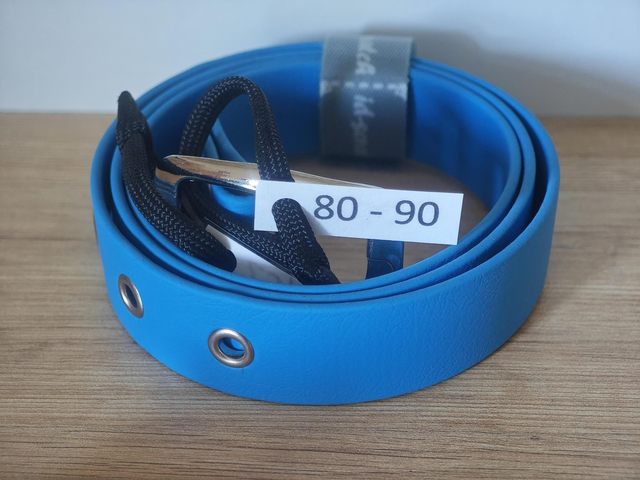 Ceinture Jean bleu ! (Couleur modifiée par la photo)