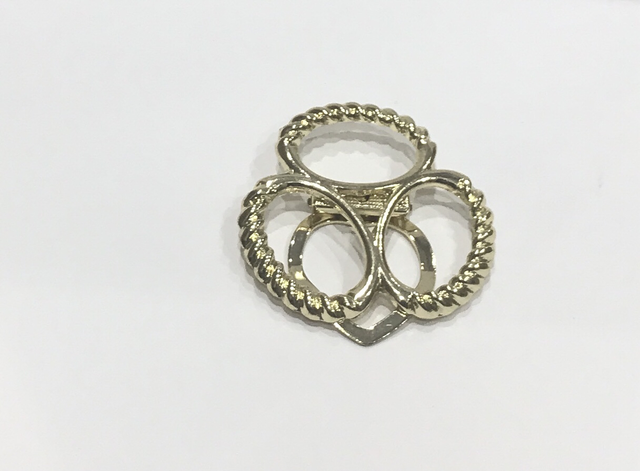 Gold Colour Broach - GLB02