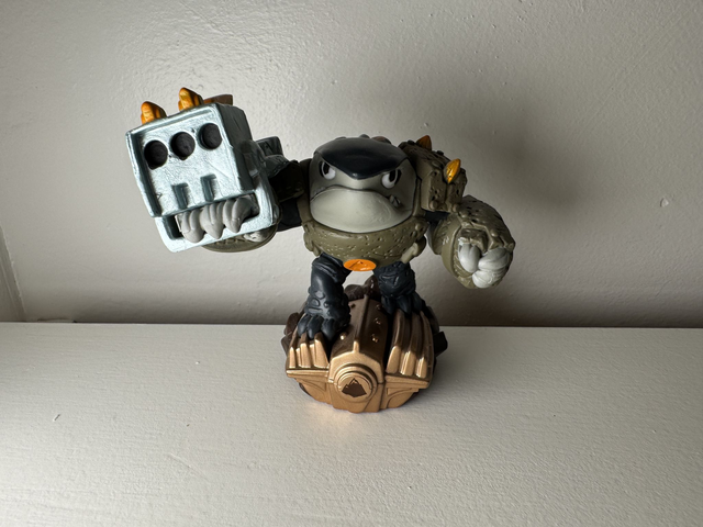 Terrafin - Earth - Skylanders - SuperChargers