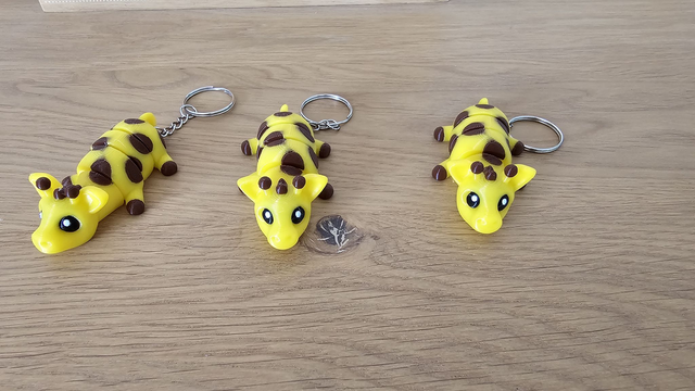 Porte-clé girafe articulée