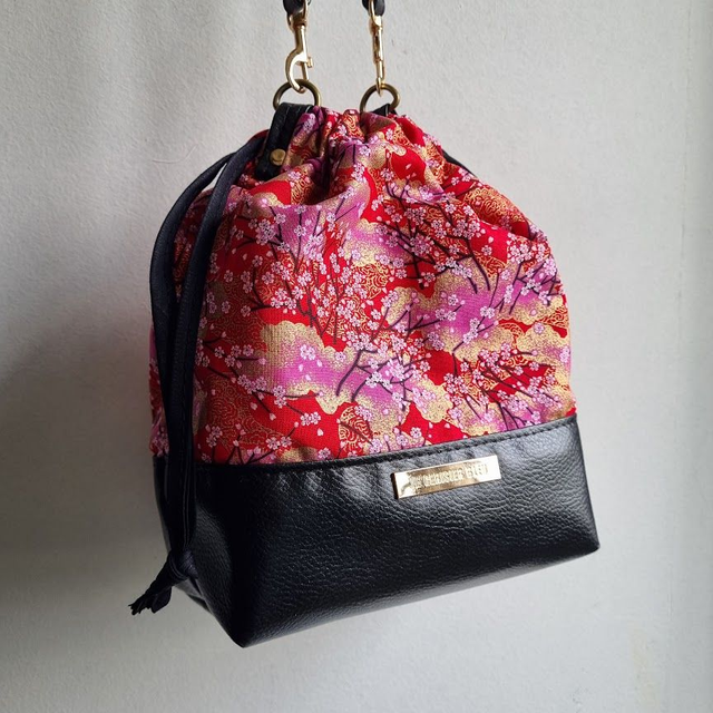 Baluchon "Akina" rouge & simili cuir noir