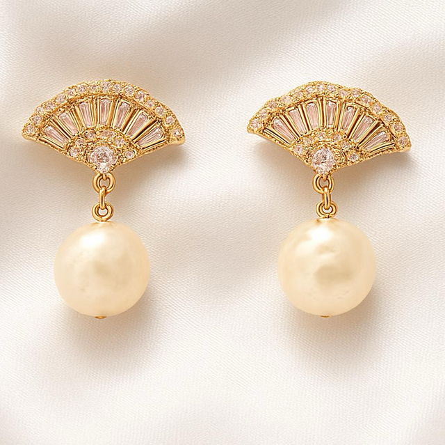 HANDMADE LUNA FAN EARRINGS 