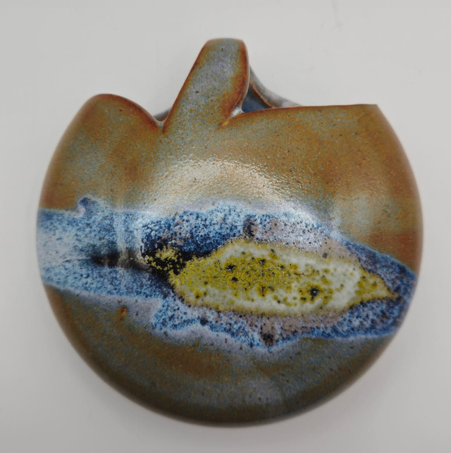 Magnifique petit vase mural en céramique 