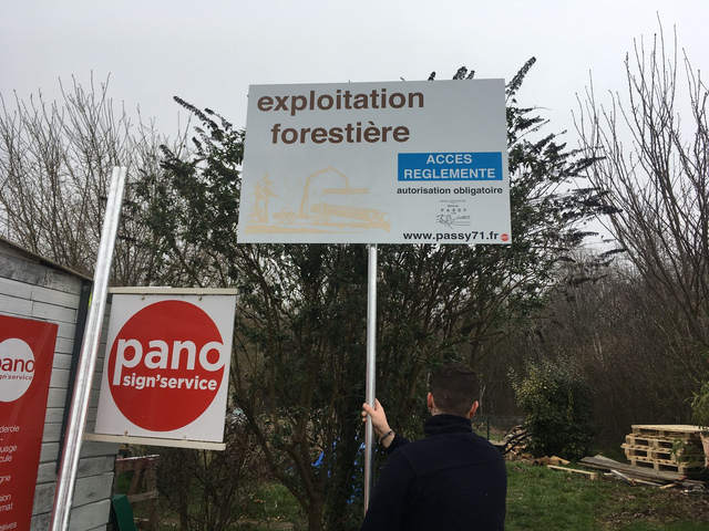 pré-enseigne normalisée