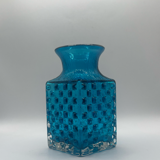 Whitefriars – Chest Vase