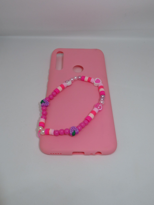 Bijoux téléphone rose smiley