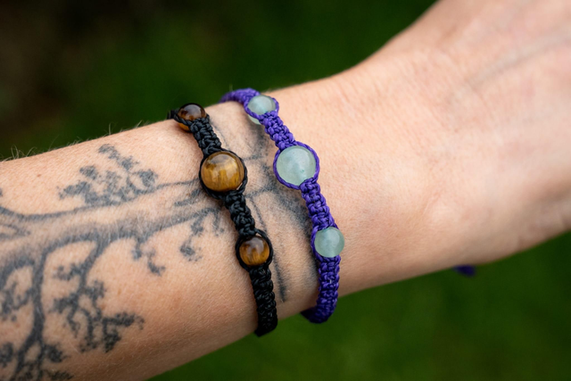 Duo de bracelets en micro-macramé et perles Oeil de Tigre et Aventurine 