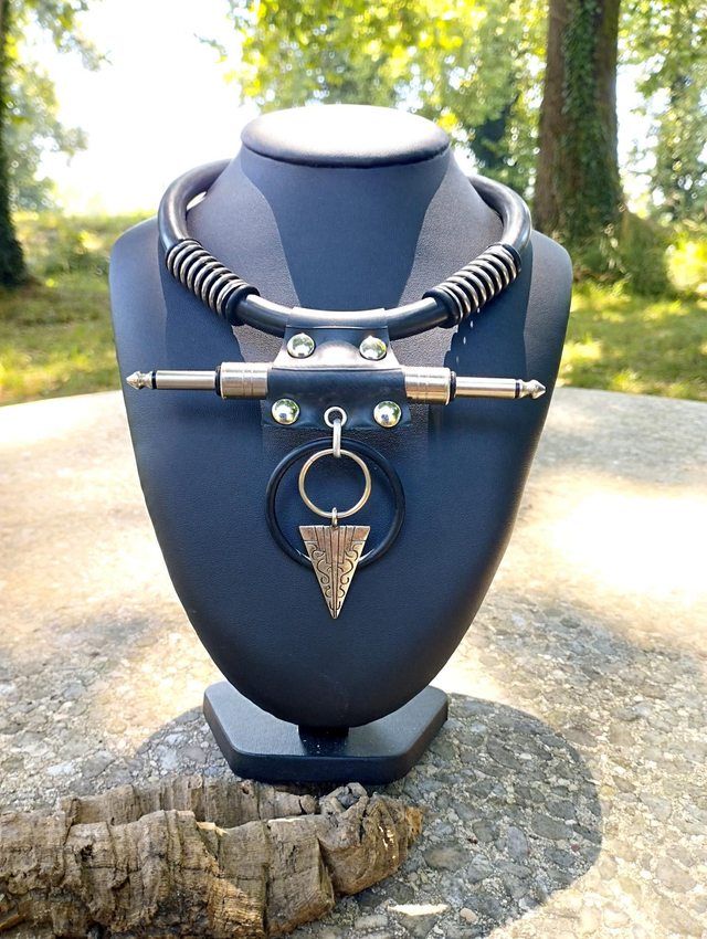 Collier * TriBaL JacKz *