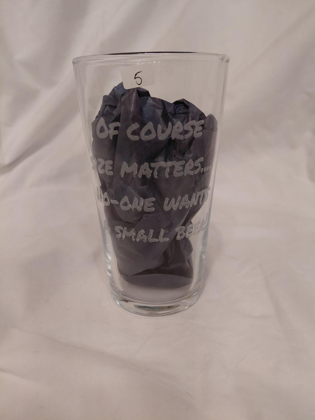 Pint glass