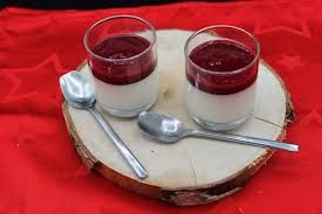 Dessert du Jeudi 26 Février - PANACOTTA COULIS FRUITS