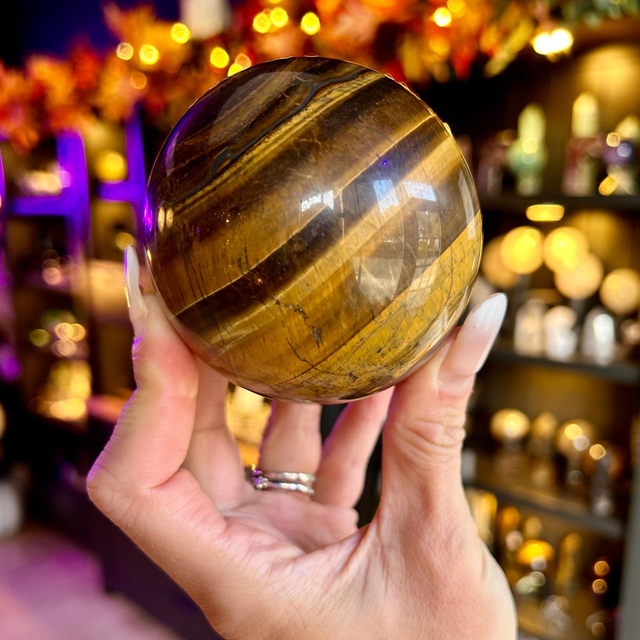 Tigers Eye Sphere R50A2 