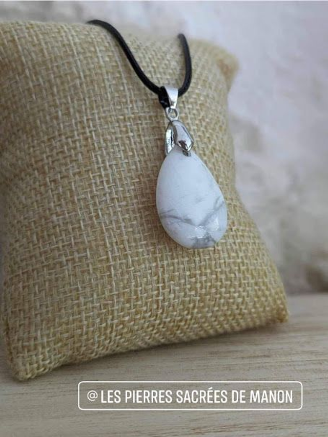 Pendentif Goutte Howlite