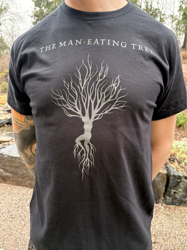 The Man-Eating Tree - T-Shirt - Gray Tree