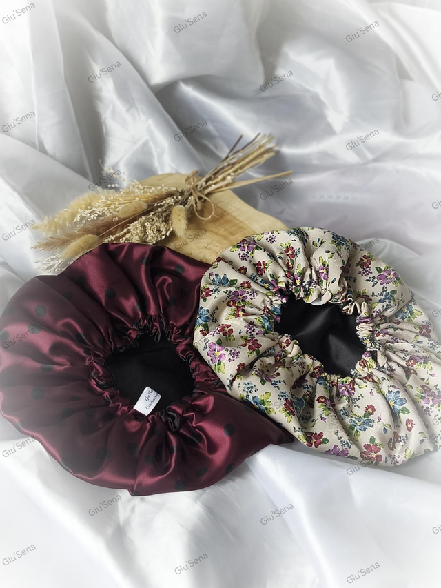 Bonnet satin réversible