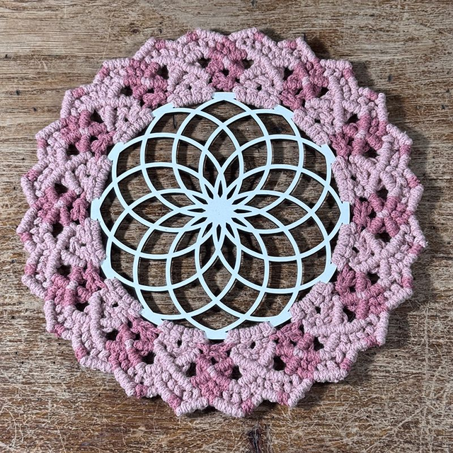 Mandala Tore bicolore - Coeur rose