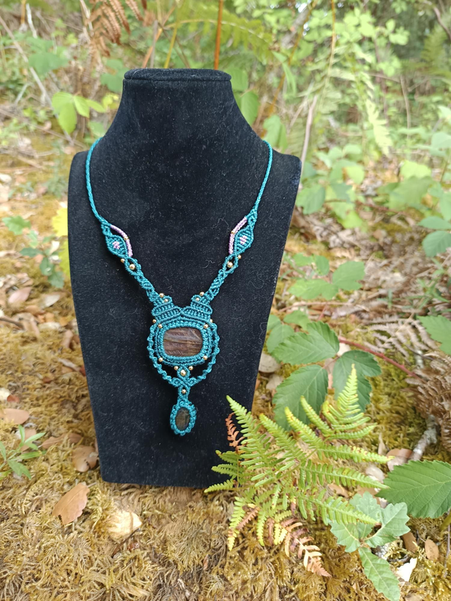 Collier avec deux labradorite 