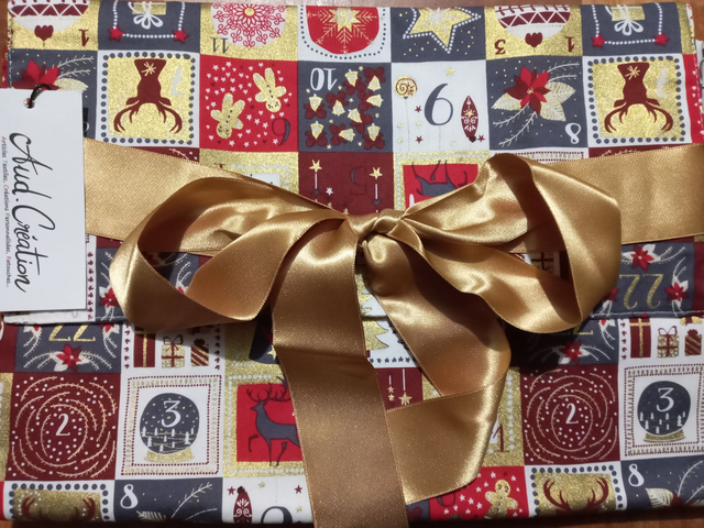 Pochettes cadeau "papier cadeau"