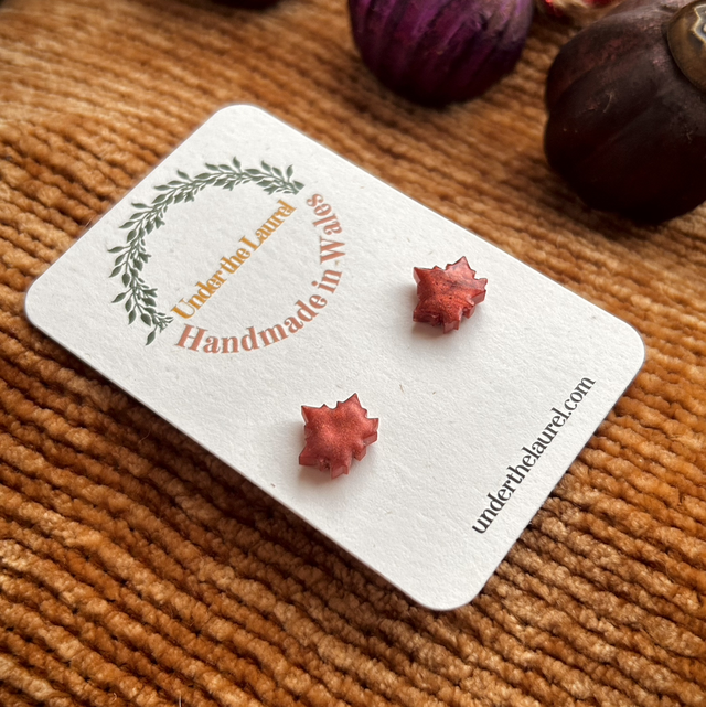 Maple Leaf Studs - Style 9