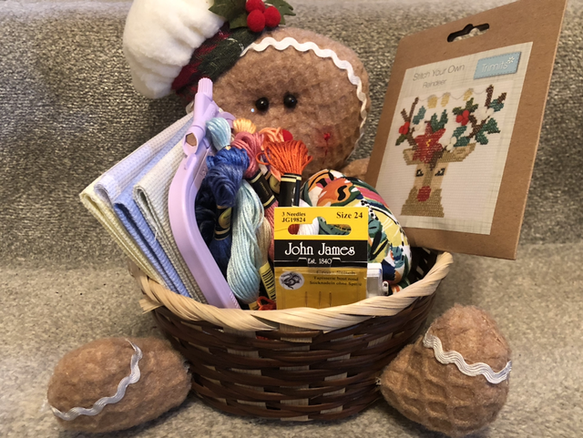  Christmas Gingerbread Man Christmas Sewing  Basket