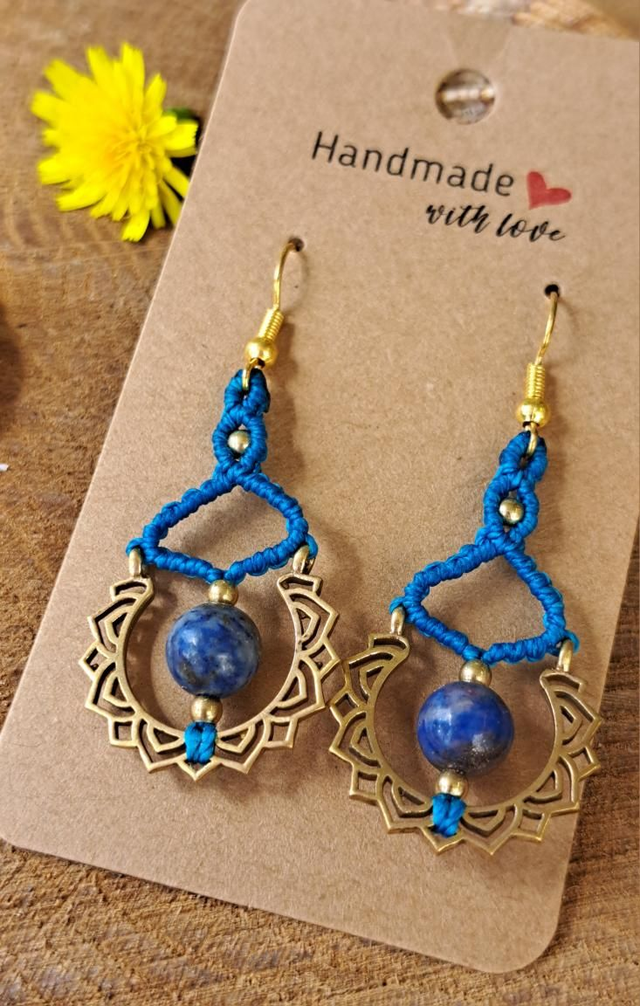 Boucles d'oreilles micro-macramé soleil