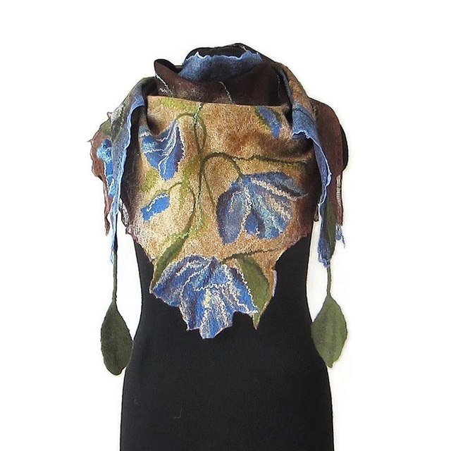 Scialle lana merino seta Scialle feltro fatto a mano scialle caldo bactus infeltrimento blu brown donna Regalo unico per le donne