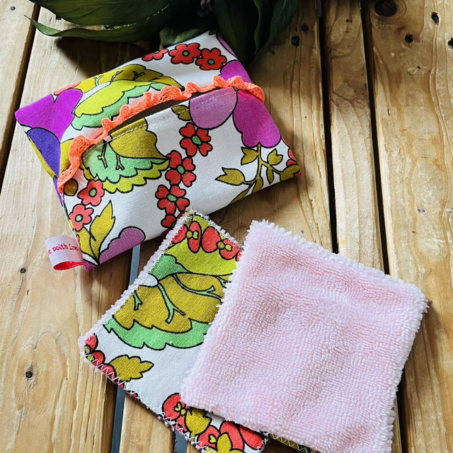 Assortiment pochette & lingettes démaquillantes lavables