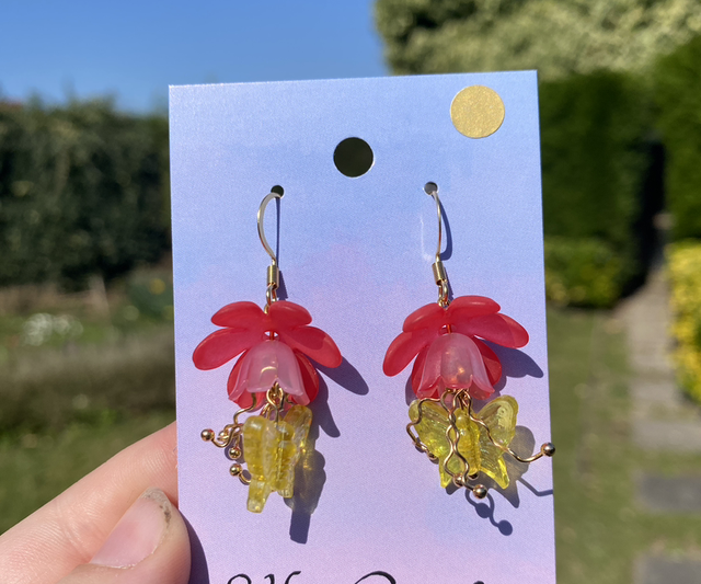 butterfly &amp; flowers