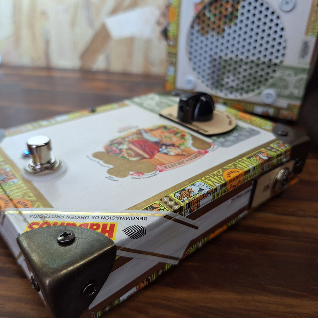 BoxAmps Mojo Tone Distortion Pedal &quot;Romeo y Julieta&quot;