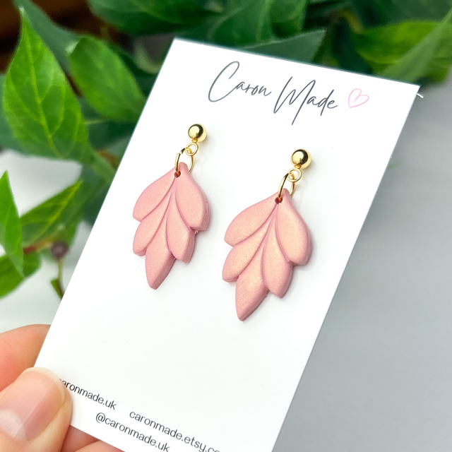 Blush pink floral shape earrings