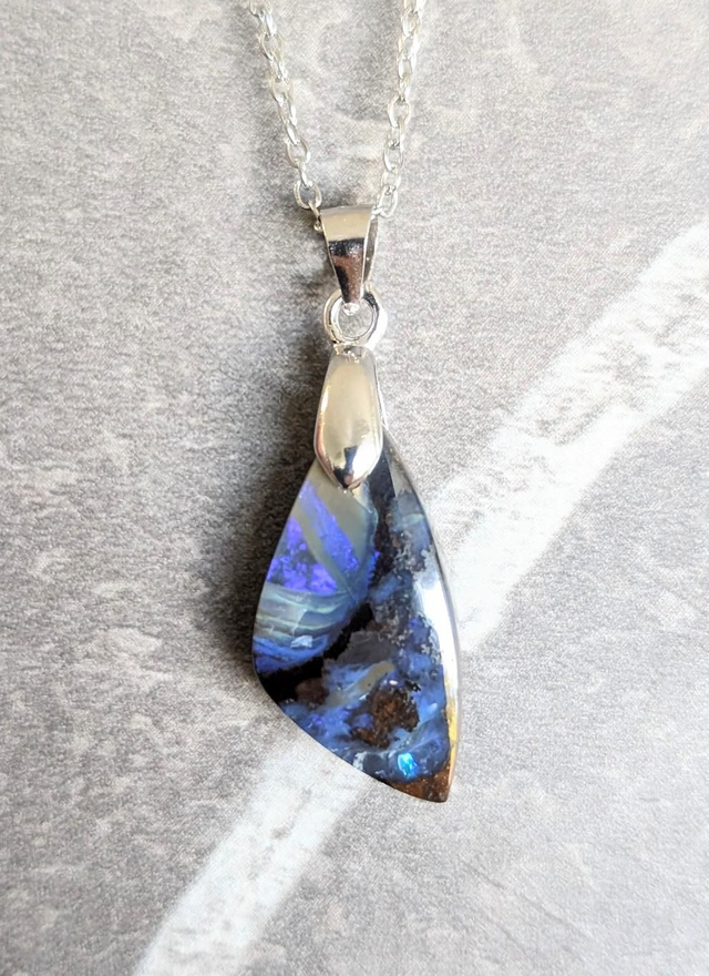 Pendentif Opale Boulder 