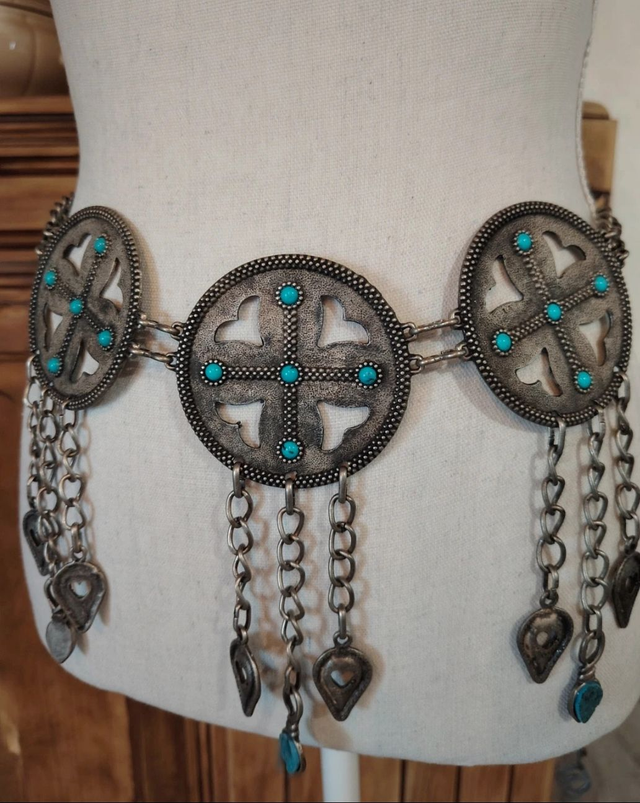 Ceinture argentée bohème