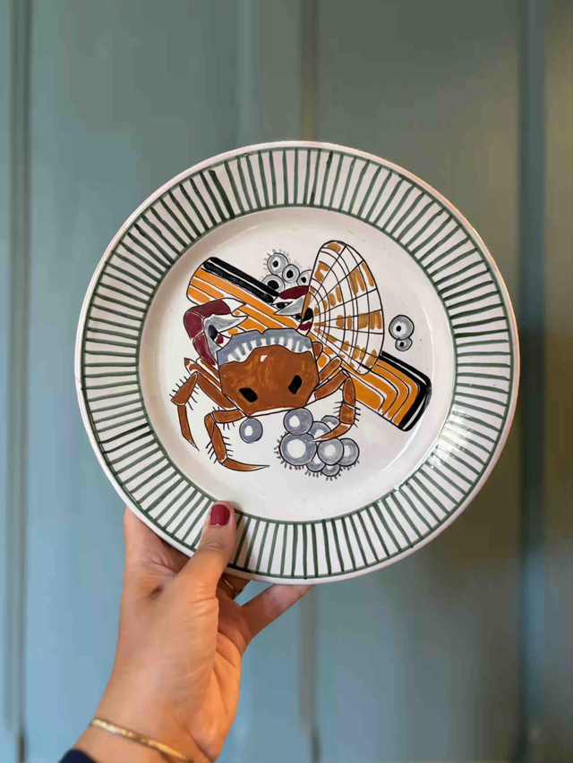 Mathurin Méheut x Henriot "Crabe fantôme, mactre et couteau"