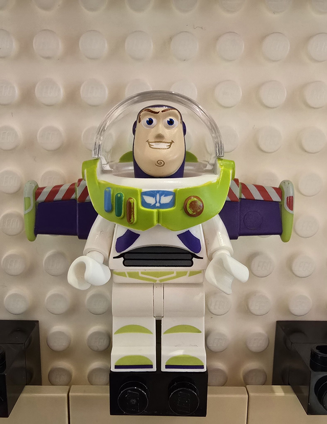 LEGO toy004 Buzz Lightyear Minifigur