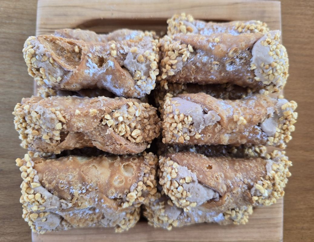 Cannoli Haselnuss