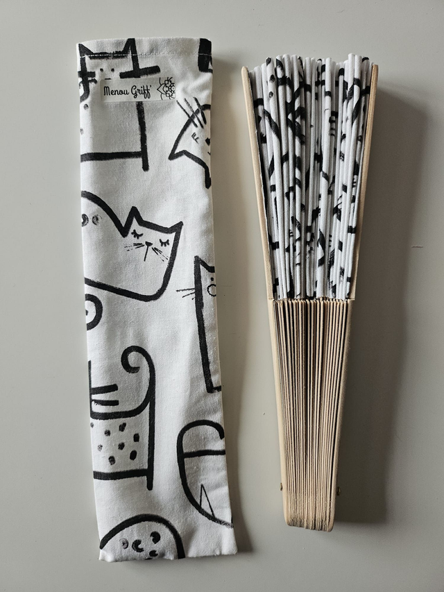 Eventail tissu fait main - chats